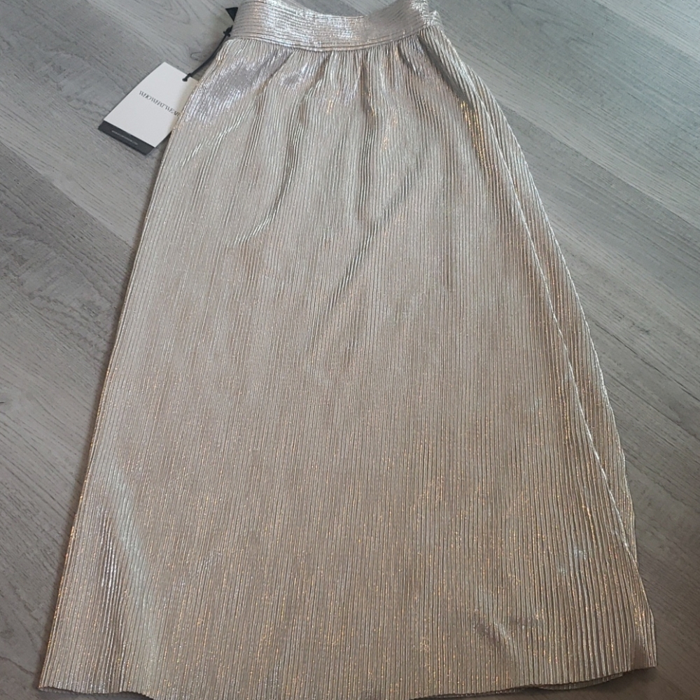 skinny pleated skirt